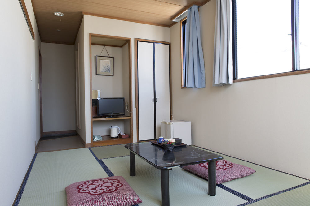 Wakatake Ryokan Kawagoe  Buitenkant foto
